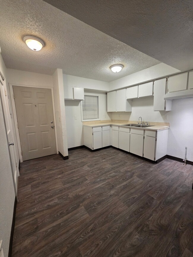 434 NW 15th St in Pendleton, OR - Building Photo - Building Photo