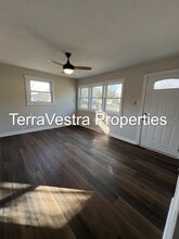 100 Jerrys Ave in Clayton, NJ - Building Photo - Building Photo