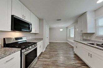 19642 Cypress Bough Dr in Katy, TX - Building Photo - Building Photo
