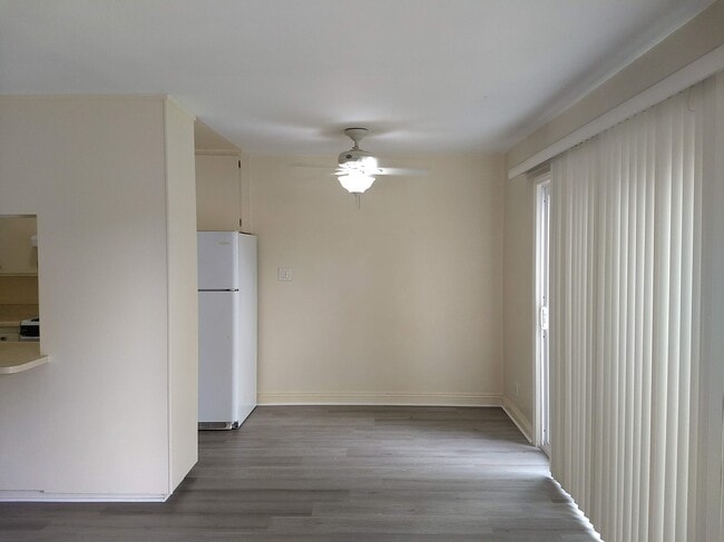 4804 Del Amo Blvd in Torrance, CA - Foto de edificio - Building Photo