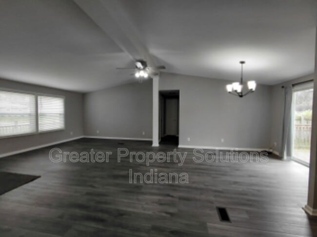 2870 Vigo St in Lake Station, IN - Building Photo - Building Photo