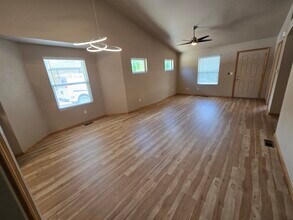 2203 Marshfield Ln in Fort Collins, CO - Foto de edificio - Building Photo