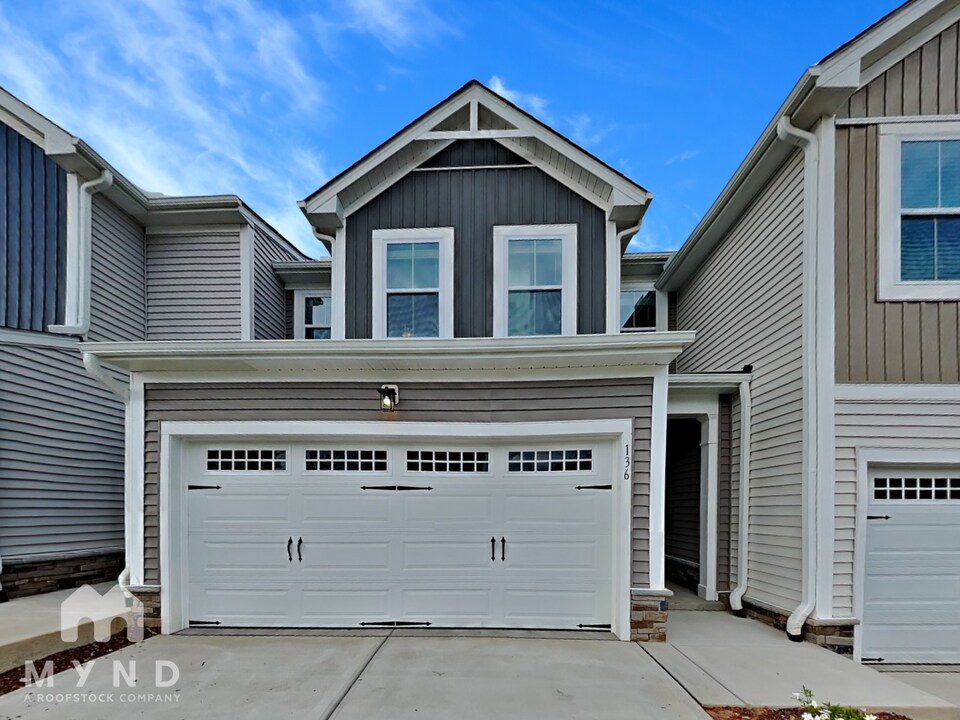 136 Royal Star Wy in Garner, NC - Building Photo
