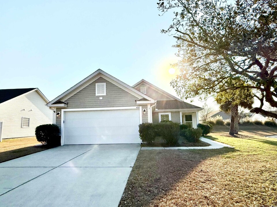 437 Enderby Way in Little River, SC - Building Photo