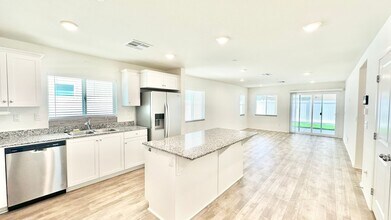 30800 Acappella Dr in Winchester, CA - Building Photo - Building Photo