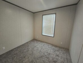 233 Cleopatra Dr in Lakeville, MN - Building Photo - Building Photo