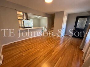 3826 Barkwood Dr in Winston-Salem, NC - Building Photo - Building Photo