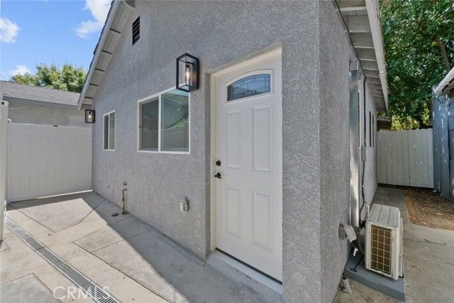 1314 Pico St in San Fernando, CA - Building Photo