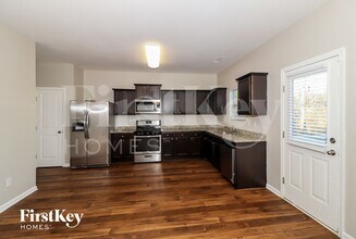 1218 Dianne Dr in Winder, GA - Building Photo - Building Photo