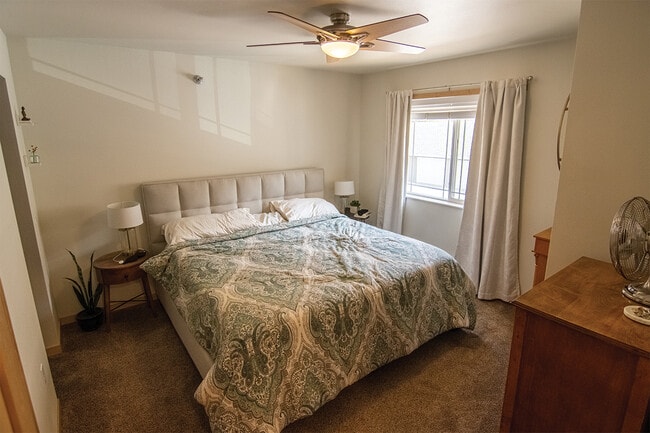 3008 Gillette St, Unit 33 in La crosse, WI - Foto de edificio - Building Photo