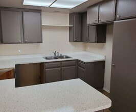 57 Greenfield in Irvine, CA - Building Photo - Building Photo