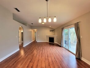 2921 Alexis Ln in Tallahassee, FL - Building Photo - Building Photo