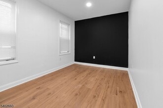 45 Seymour Ave in Newark, NJ - Building Photo - Building Photo