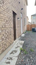 24 McDonough Gardens in Hamilton, ON - Building Photo - Building Photo