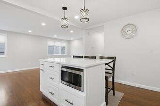 31 Milner St in Waltham, MA - Building Photo - Building Photo