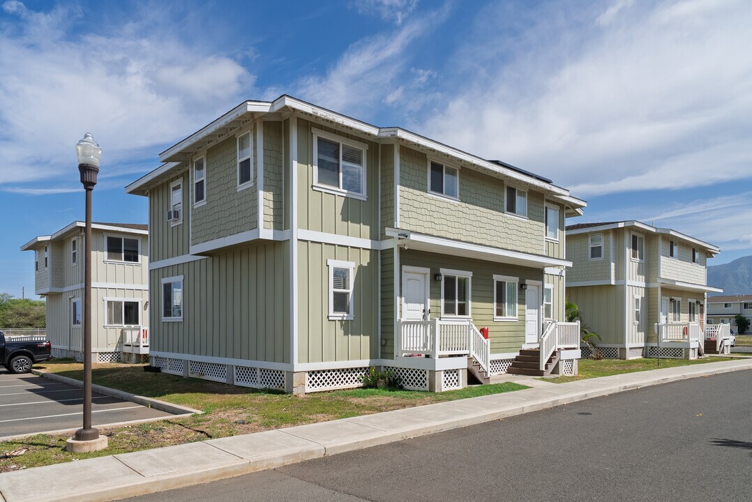 Ma'ili Beach Place in Waianae, HI - Building Photo