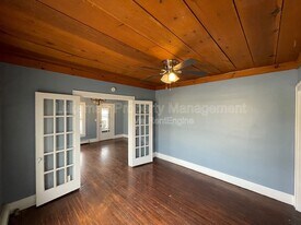 428 S Westnedge Ave in Kalamazoo, MI - Building Photo