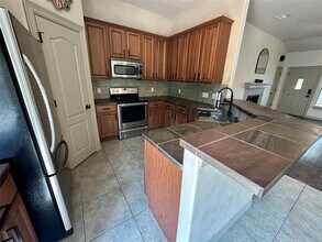 15105 Cavalier Canyon Dr in Lakeway, TX - Building Photo - Building Photo