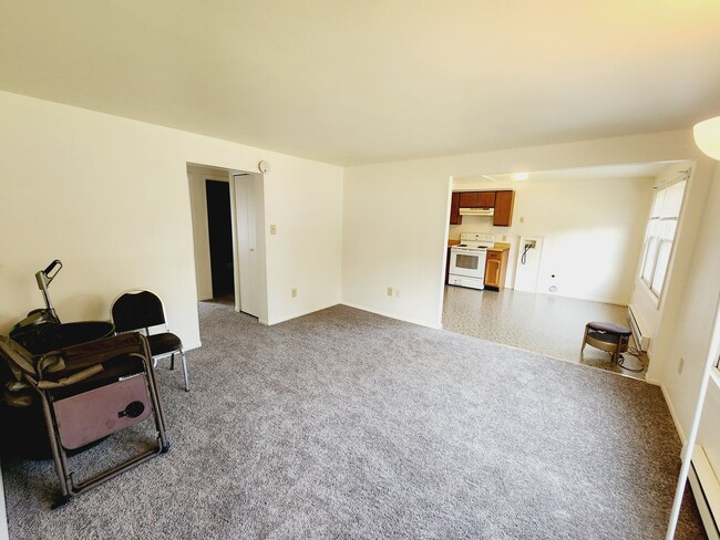 111 Lenox Ave in East Stroudsburg, PA - Building Photo - Building Photo