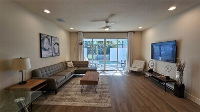 1402 Peaceful Nature Wy in Clermont, FL - Building Photo - Building Photo