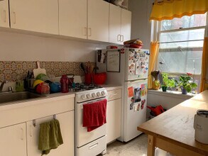28 Grove St, Unit 7 in Boston, MA - Building Photo - Building Photo