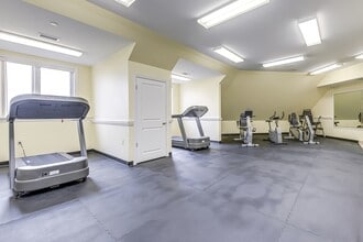 Bellagio Niagra in Niagara Falls, ON - Building Photo - Building Photo