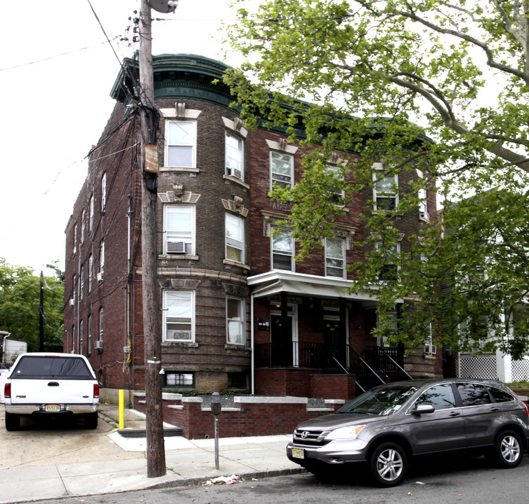 238-240 State St in Perth Amboy, NJ - Building Photo