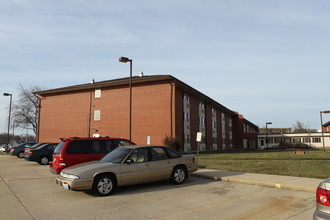 O'Fallon Senior Apartments in O'Fallon, IL - Building Photo - Building Photo