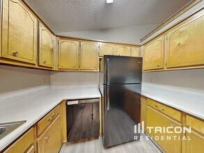 327 Remington Ln in Acworth, GA - Building Photo - Building Photo