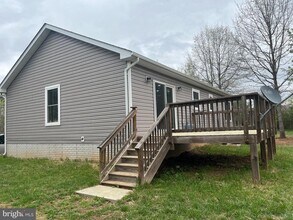 21526 Elkwood Crossing in Elkwood, VA - Building Photo - Building Photo