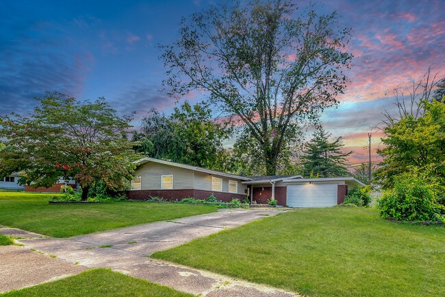 property at 695 Hargrove Ln