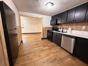 265 E Laurel Rd in London, KY - Building Photo - Building Photo