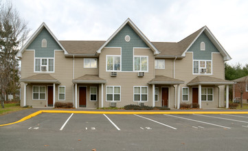 Carter Court in Glastonbury, CT - Foto de edificio - Building Photo