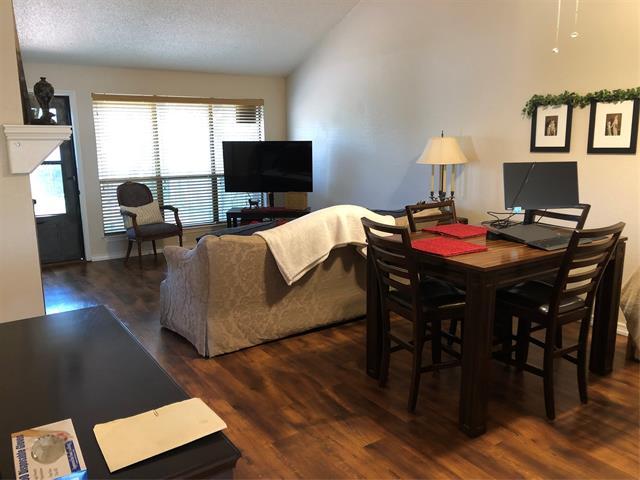 808 Rock Creek Dr in Euless, TX - Building Photo - Building Photo