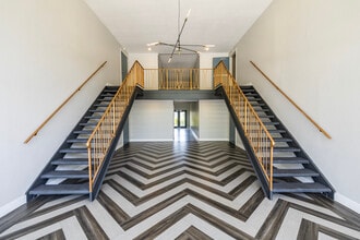 Westshore Palms at Kennedy in Tampa, FL - Foto de edificio - Building Photo