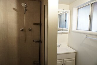 15086 Woodard Rd in San Jose, CA - Building Photo - Building Photo