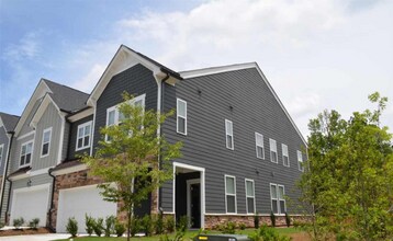 2002 Chipley Dr in Cary, NC - Building Photo - Building Photo