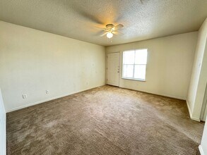 1509 Dugger Cir in Killeen, TX - Building Photo - Building Photo