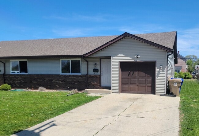property at 5005 26th Ave