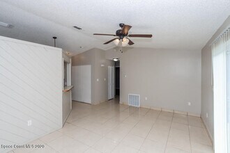962 Serenade St NW in Palm Bay, FL - Building Photo - Building Photo