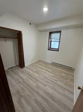 1923 12th Ave N in Grand Forks, ND - Foto de edificio - Building Photo