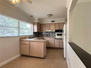 2025 Pine Ridge Dr in Clearwater, FL - Building Photo - Building Photo