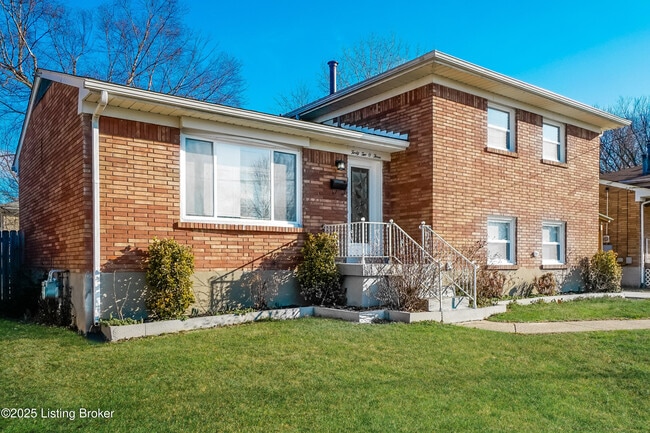 4203 Quiet Way in Louisville, KY - Building Photo - Building Photo