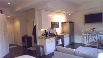 35 Fay St, Unit 410 in Boston, MA - Building Photo - Building Photo