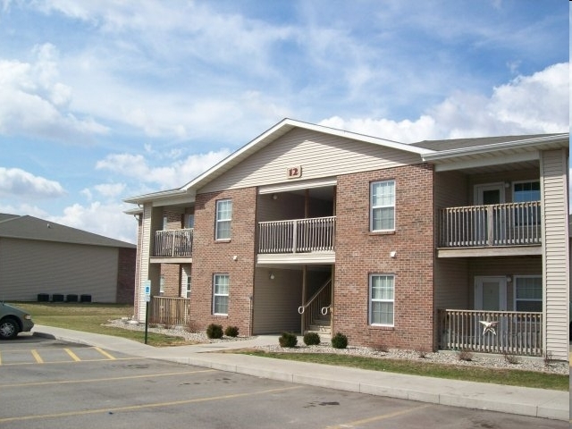 Westport Apartments in Sullivan, IL - Foto de edificio - Building Photo