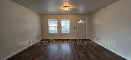 4333 E Jennifer Dr in Nampa, ID - Building Photo - Building Photo