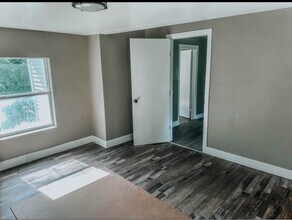 902 W Dunbar St in Shawnee, OK - Building Photo - Building Photo