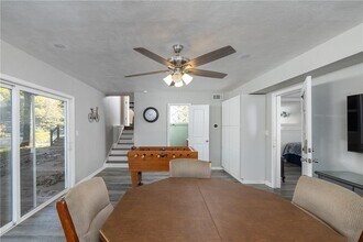 12 Itetbury Ln in Bella Vista, AR - Foto de edificio - Building Photo