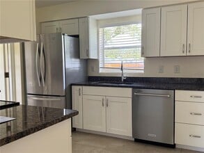 4511 Ardale St in Sarasota, FL - Foto de edificio - Building Photo