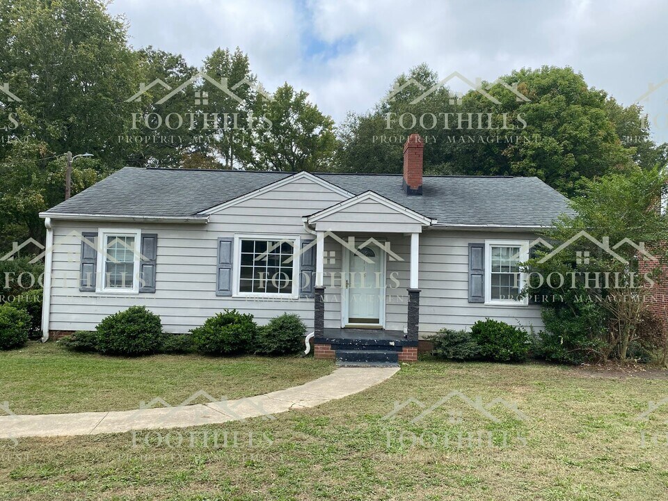 118 Avondale Rd in Anderson, SC - Building Photo